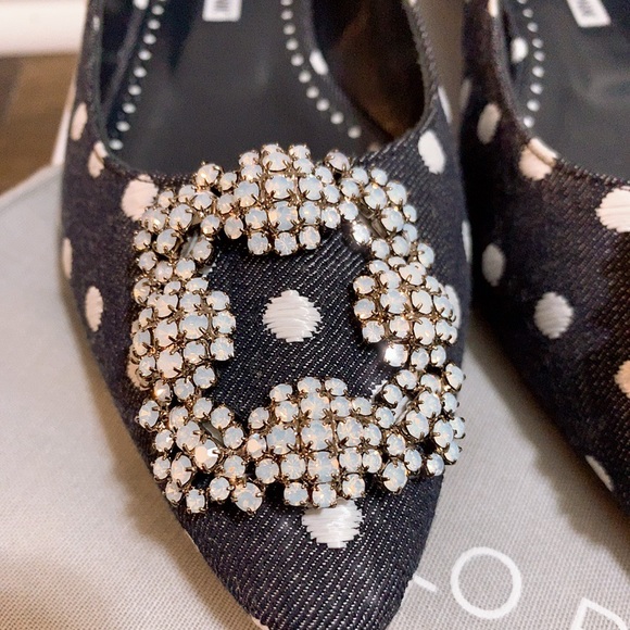 ⛔️SOLD⛔️New Manolo blahnik Hangisi flat size 8.5 - Picture 2 of 5